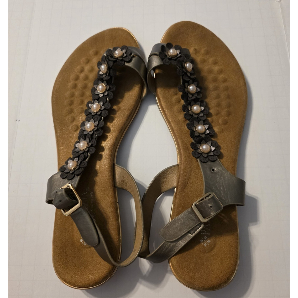 Patrizia by Spring Step Setrella Sandals Size 41/10 Pewter Floral